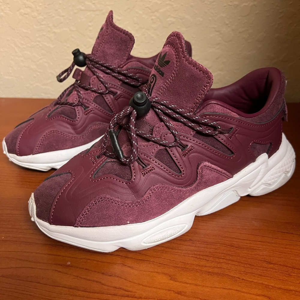 Adidas Women's Size Ozweego Plus W Victory